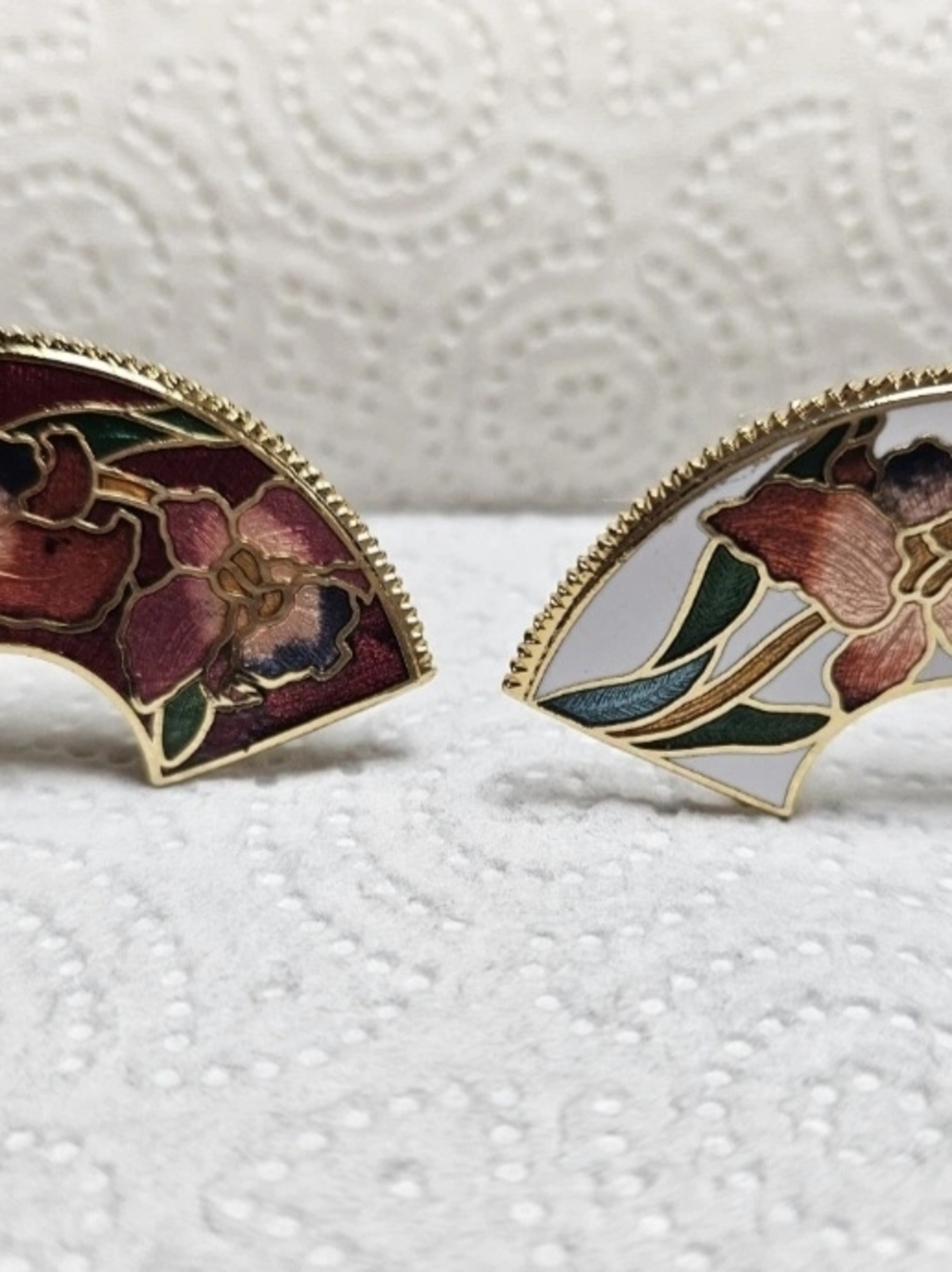 Floral Closionne Enamel Fan-Shaped Earrings - Pink & White 2" Gold Tone